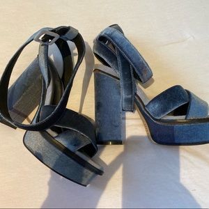 Alias Mae velvet platform heels